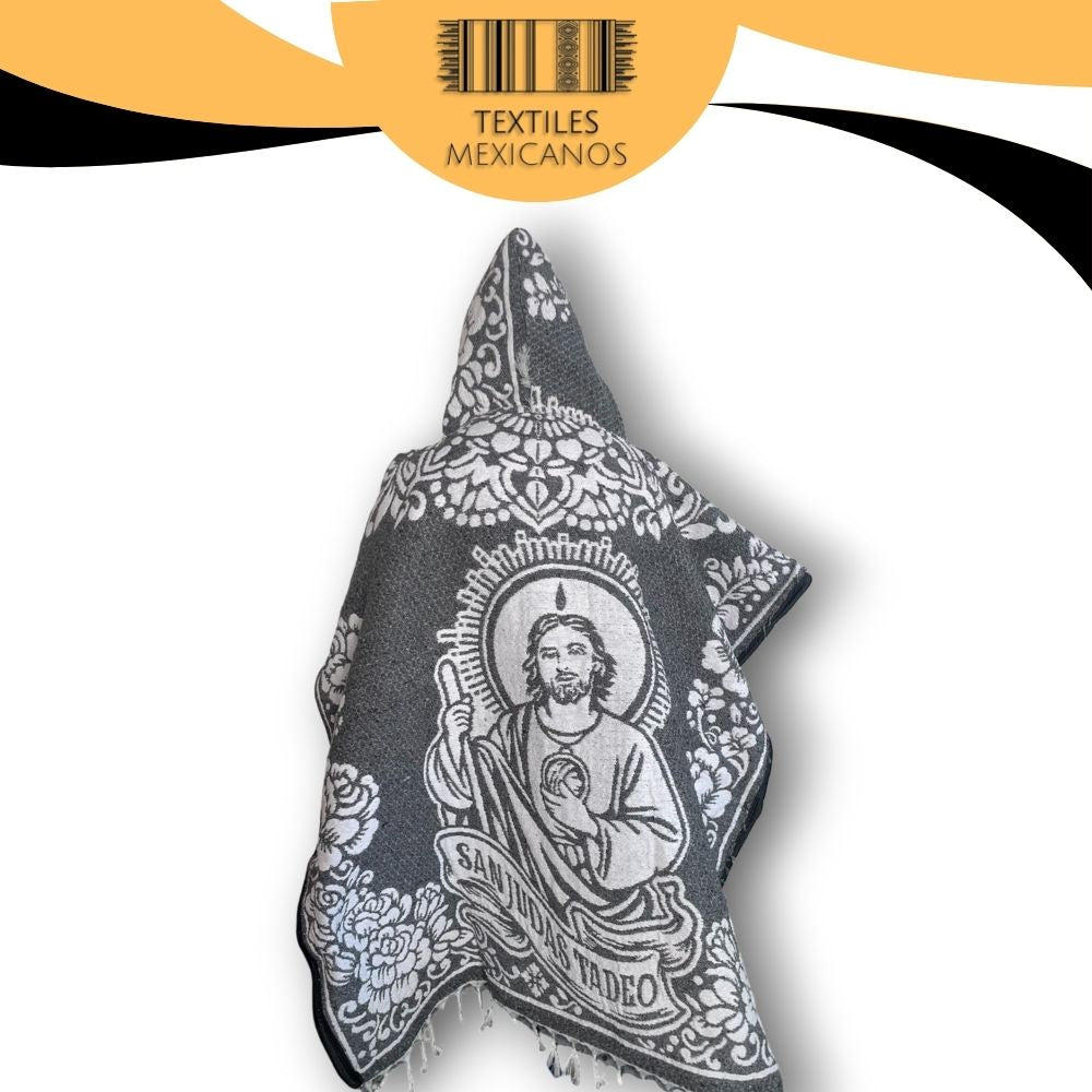 Gabán San Judas con Gorro | Cálido, Suave y Ligero (1.00 x 1.10 m | 1.2 kg)