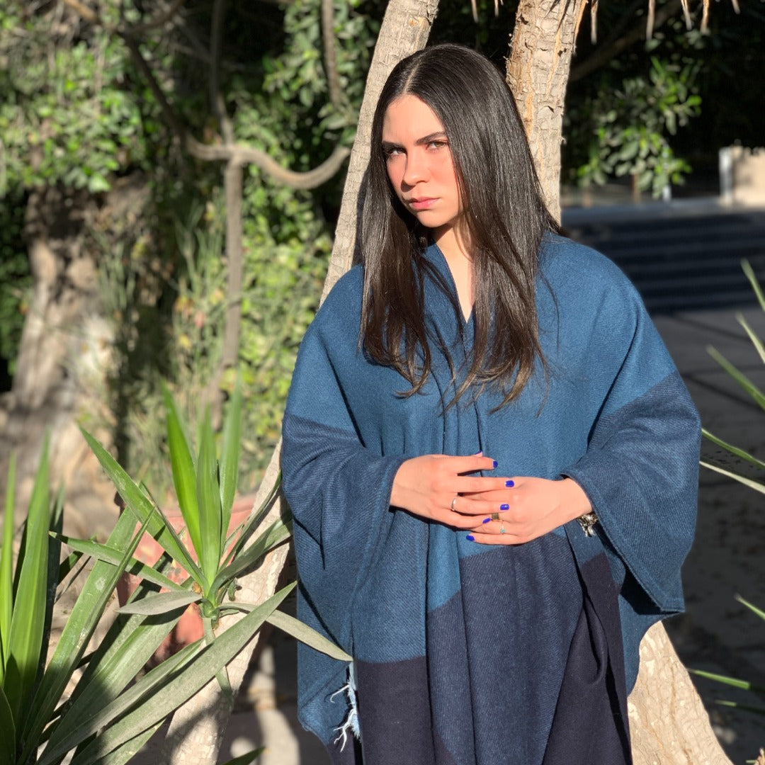 Peruana "Kenya" con lana de primera Calidad 80% lana 20% otras fibras
