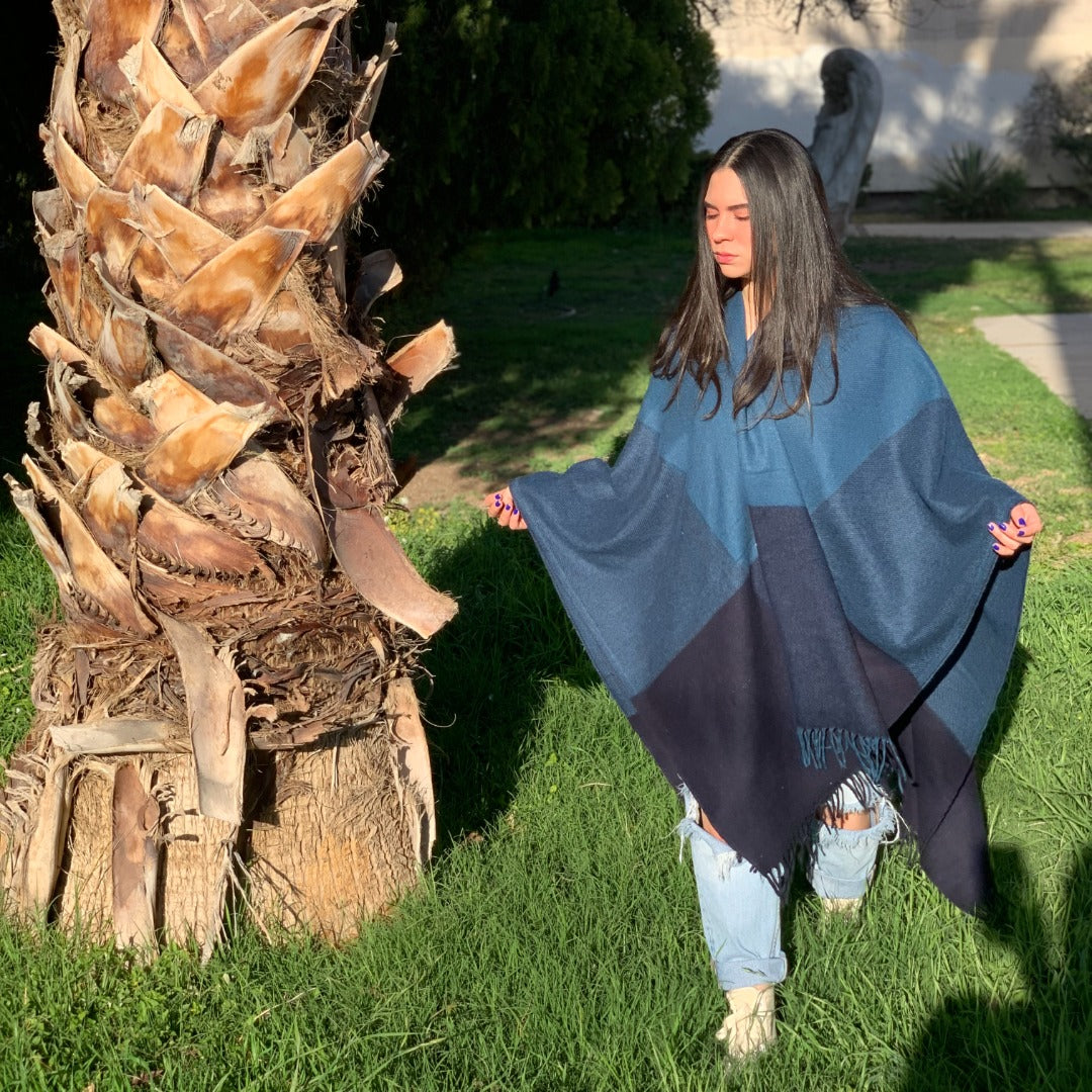 Peruana "Kenya" con lana de primera Calidad 80% lana 20% otras fibras
