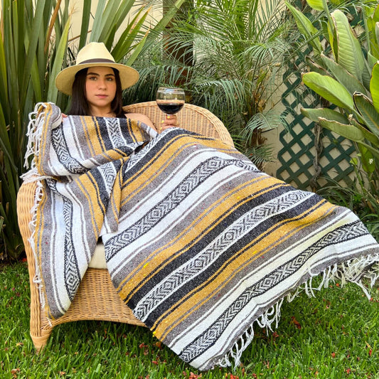 Cobija Artesanal Para Yoga, Playa, Cubrir sillones, Tipo Falsa 1.40 x 1.90 mts