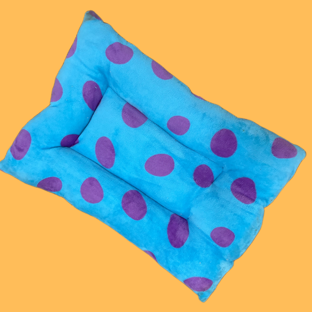 Cama Afelpada para Mascota  (65 x 80 cm) — Ultra Suave, Lavable y con Relleno Tipo Delcron